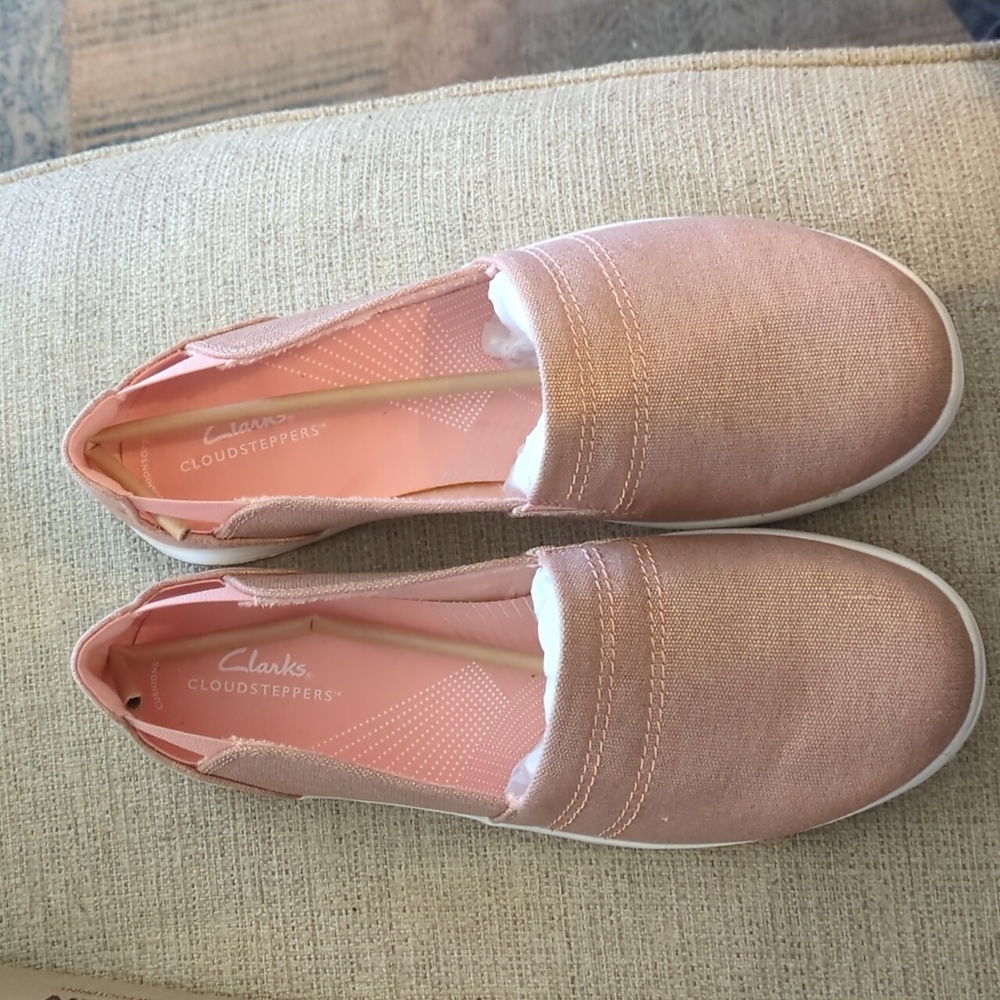 Pink Wide Width Cloudsteppers Breeze Step II Loafer | Clark's | Pink Metallic